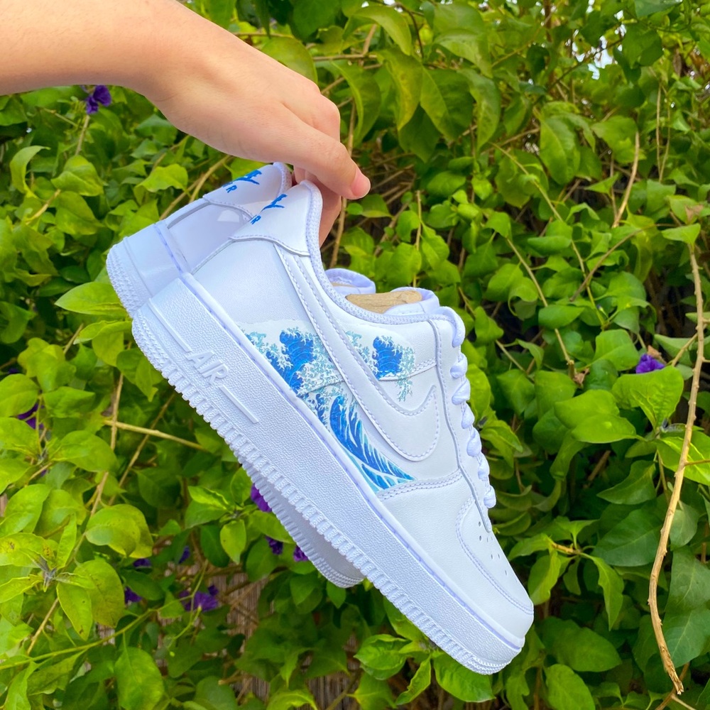 Wave Air Force Customs